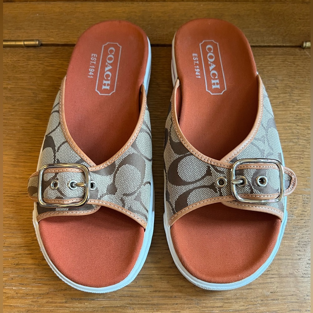 ❌SOLD❌ NWOB Coach Bonny Slides - Size 8B